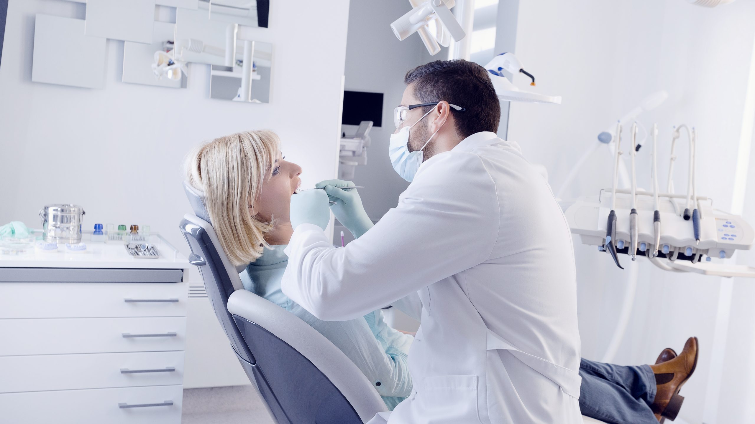 Dentist in Inglewood, CA